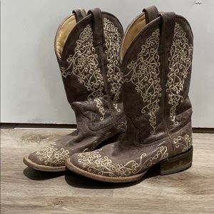Corral cowgirl boots